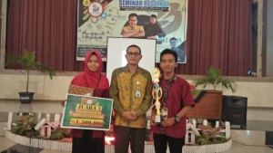 Tim Lomba Karya Tulis Ilmiah (LKTI) IAIN Pekalongan berhasil meraih juara III Lomba Karya Tulis Ilmiah Tingkat Nasional.