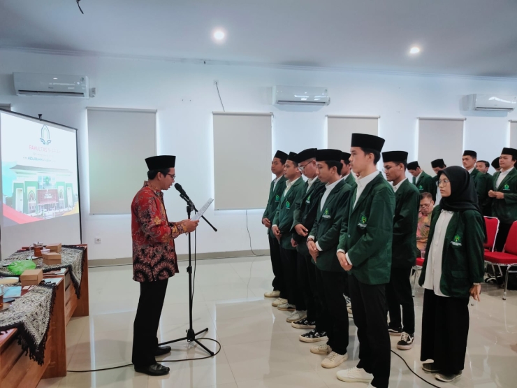 Pelantikan Ormawa Fakultas Syariah Periode Tahun 2024: Perkuat Tata Kelola Ormawa, Tingkatkan Prestasi Mahasiswa